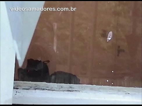 ❤️ Home excitat mirant la seva xicota amb un altre noi, gravant un vídeo de merda sense molestar la parella Porno a nosaltres